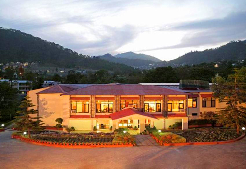 OYO couple friendly hotel in Gurgaon with local ID